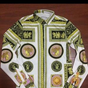 Meet your Posher, Jean